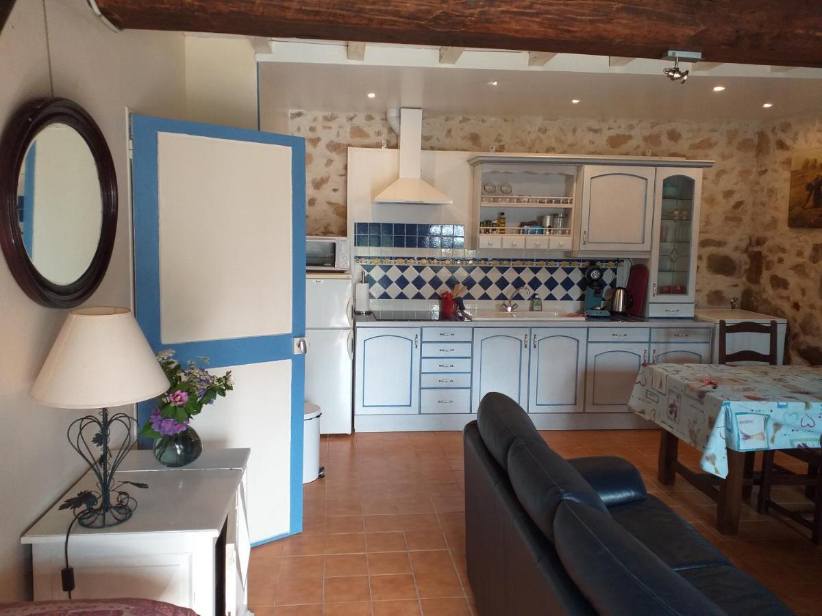 Gite Moulin De Ludieras Busserolles Dış mekan fotoğraf