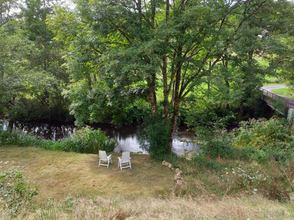 Gite Moulin De Ludieras Busserolles Dış mekan fotoğraf
